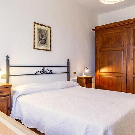 カスティリオーネ・デッラ・ペスカーイアCasa Andreaアパートメント エクステリア 写真