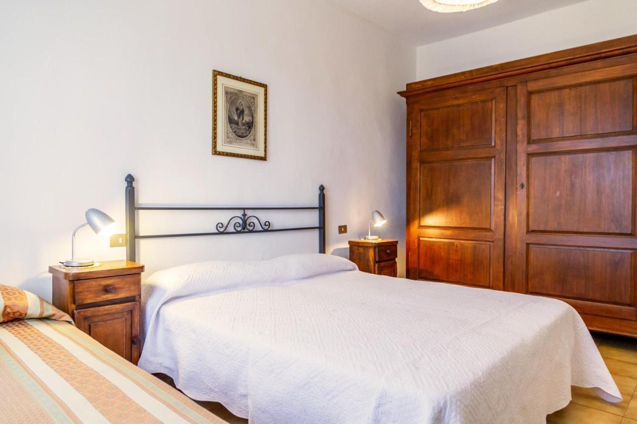 カスティリオーネ・デッラ・ペスカーイアCasa Andreaアパートメント エクステリア 写真