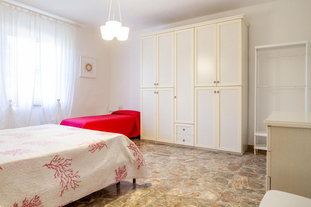 カスティリオーネ・デッラ・ペスカーイアCasa Andreaアパートメント エクステリア 写真